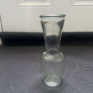 Clear Glass Wine Carafe Decanter Bar Barware Unknown Maker Vintage 9" x 3” Drink